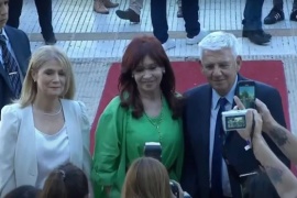 Cristina Kirchner, presente en el acto de asunción de Axel Kicillof