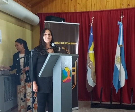 Nayla Fernández, nueva Comisionada de Fomento de Tres Lagos. 
