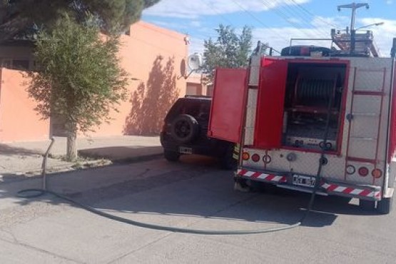 Sofocaron incendio sobre pastizales