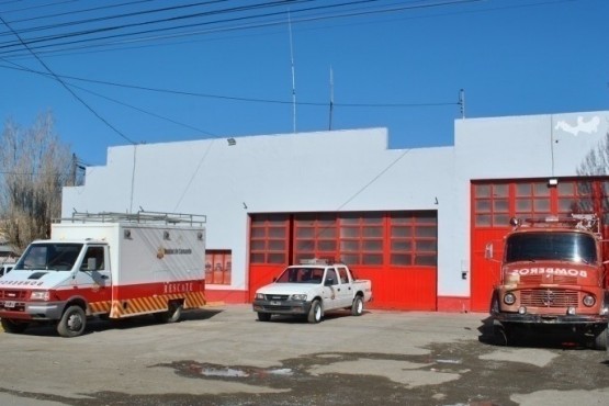 Cortocircuito generó incendio sobre vivienda