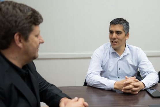 Pedro Luxen recibió a Aldo Aravena 