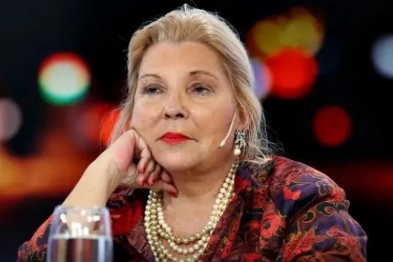 Elisa Carrió realizó fuertes críticas al DNU y la Ley Ómnibus de Milei