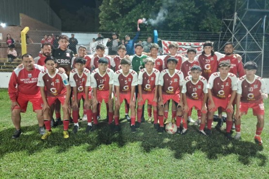 Los chicos de la 2009 del Abirrojo sueñan con seguir pasando fases en el torneo. 