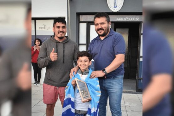 Carrizo recibió al Campeón Nacional de Malambo Infantil