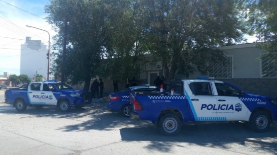 Detienen a 5 sospechosos de robar una pileta pelopincho