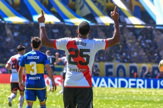 La inesperada respuesta de Salomón Rondón a la fuerte crítica de un hincha de River