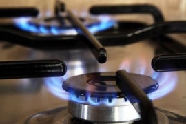 El Gobierno postergó los aumentos de las tarifas de gas para marzo