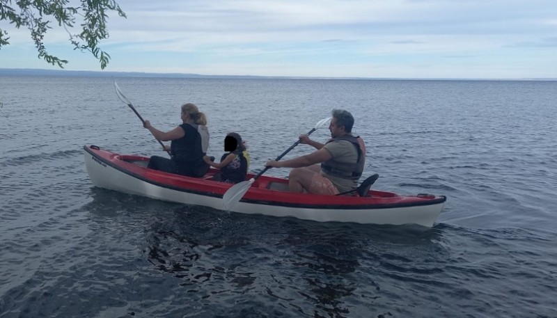 Prefectura rescató a una familia en el Lago Buenos Aires de Santa Cruz
