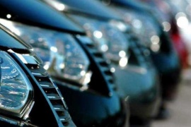 Caída de la venta de autos 0km en febrero con una baja del 44%
