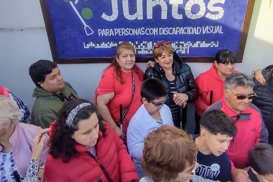 La Fundación Juntos da inicio a sus actividades con un gran mural