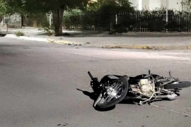 Motociclista hospitalizado tras choque