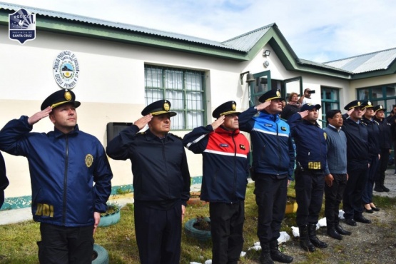 Policía acompañó el aniversario de la Escuela Primaria Provincial Rural Nro. 37