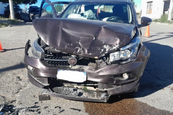 Fuerte colisión en Puerto Deseado