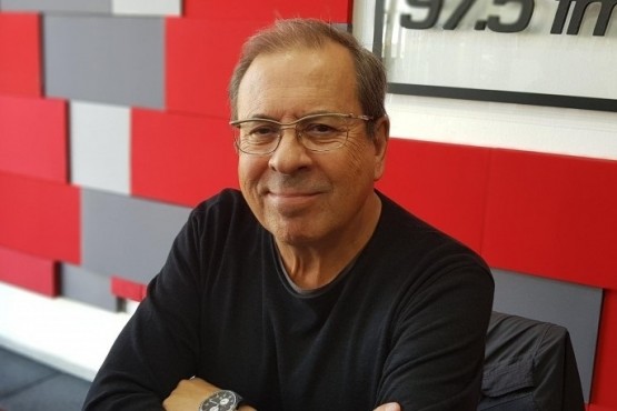 Mario Markic en los estudios de Tiempo FM. 
