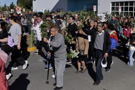 Gran convocatoria de vecinos en el Domingo de Ramos