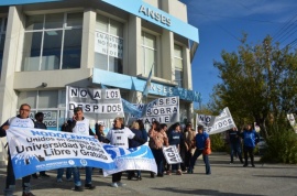 Santa Cruz: sindicatos reclamaron en ANSES por los despidos en entes nacionales