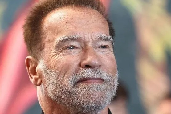 Le colocaron un marcapasos a Arnold Schwarzenegger