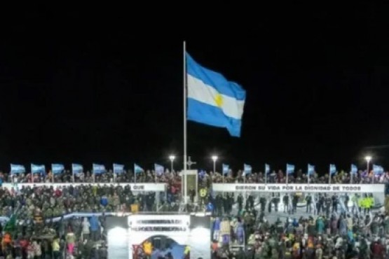 Sin autoridades nacionales, gobernadores patagónicos encabezaron la Vigilia de Malvinas