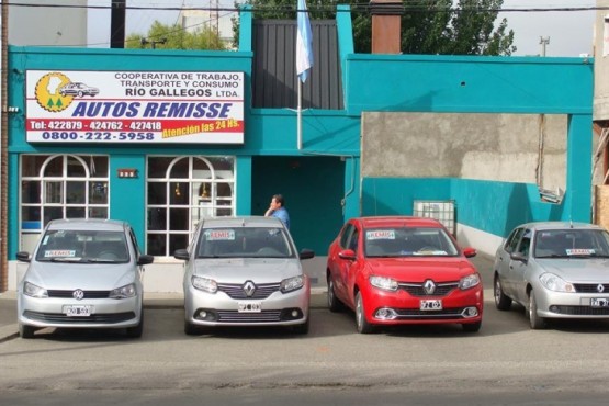 Trabajadores de taxis y remises convocan a una nueva asamblea