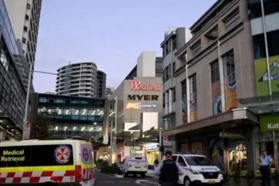 Al menos seis muertos por un ataque a puñaladas en un shopping de Sídney