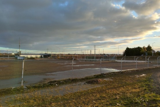 Liga de los Barrios: se suspendieron los partidos en las canchas de tierra