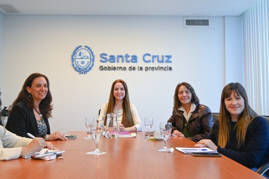 Buscan potenciar la cultura santacruceña en Buenos Aires