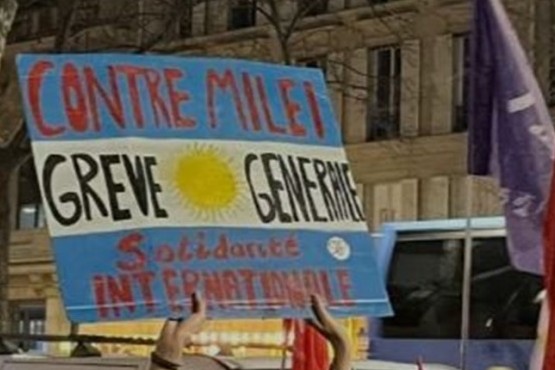 Organizaciones de argentinos en París adhieren y se movilizan en solidaridad con el paro general