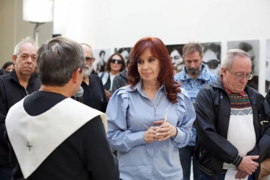 Cristina criticó a Milei y comparó al Gobierno con la dictadura: 
