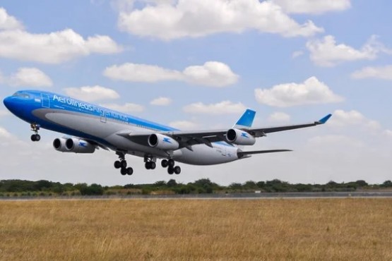 El oficialismo mantiene a Aerolíneas Argentinas entre las empresas a privatizar