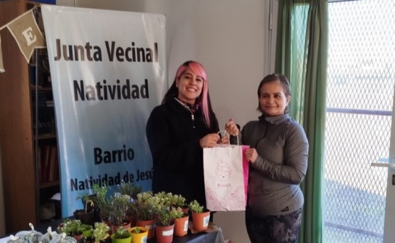 Vecinos del Barrio Natividad cambiaron chatarra electrónica por plantas y semillas