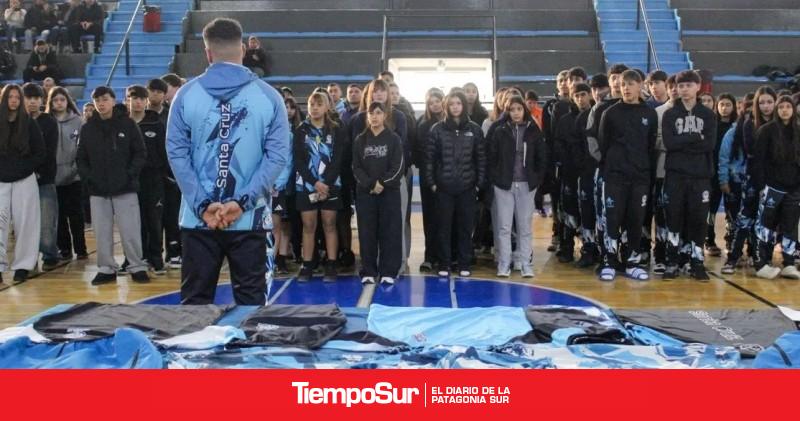 Santacruceños partieron rumbo a los juegos patagónicos
