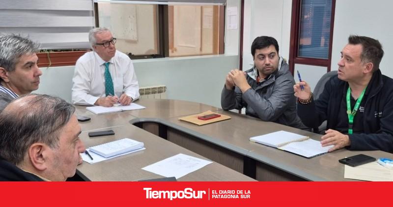 Municipio y MOP coordinan plan de infraestructura invernal