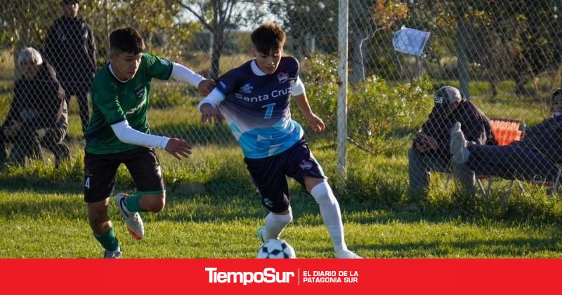 Los primeros festejos fueron para el fútbol masculino y el básquet y el vóley femenino