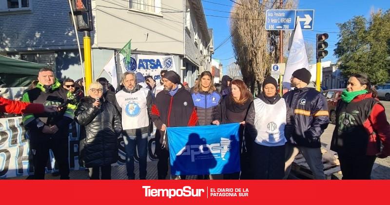 Frente Sindical permanece en Economía en reclamo de paritarias