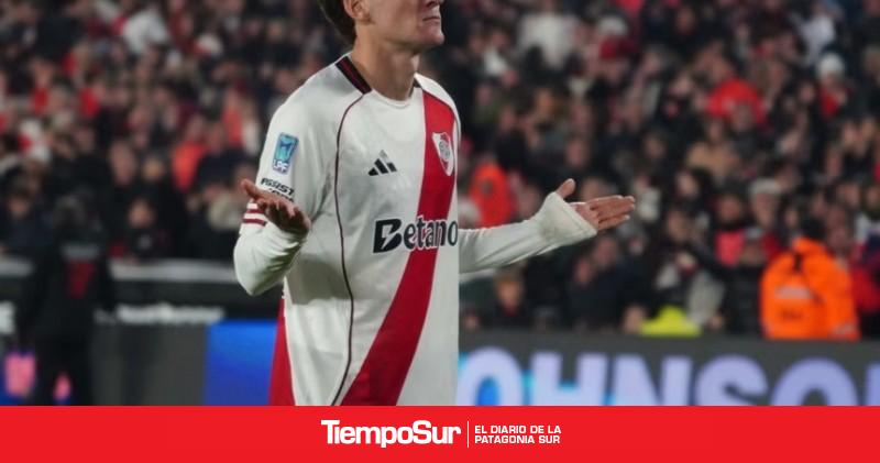 River recibe a Bragantino con el objetivo de asegurarse su lugar en la Copa Sudamericana