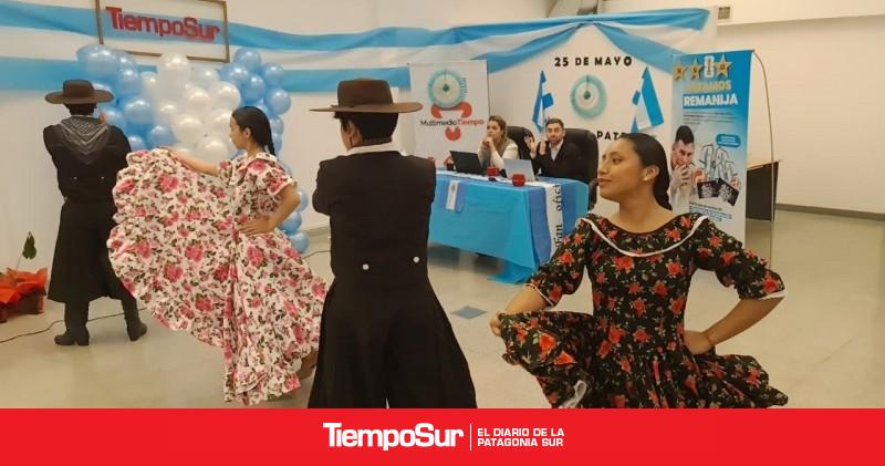 Ballet juvenil de la Escuela Provincial de Danzas destacó el valor del folclore