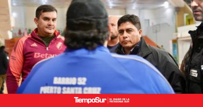 Vidal recorrió obras e instituciones de Puerto Santa Cruz