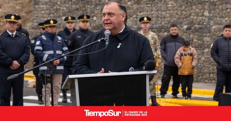 Belloni remarcó el avance del nuevo centro cultural y las 5 canchas cubiertas