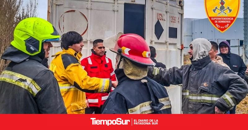 Bomberos capacitaron sobre incendios y espacios confinados para la Marina Mercante
