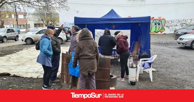 Víctor Cortés: El acampe sigue firme hasta lograr un aumento digno"