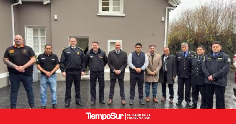 Vidal recibió a las máximas autoridades de las fuerzas de la Patagonia