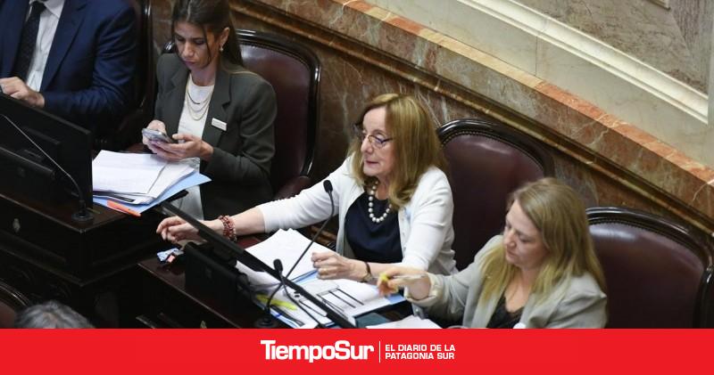 Alicia Kirchner propuso crear una comisión bicameral sobre inteligencia artificial y desarrollo humano
