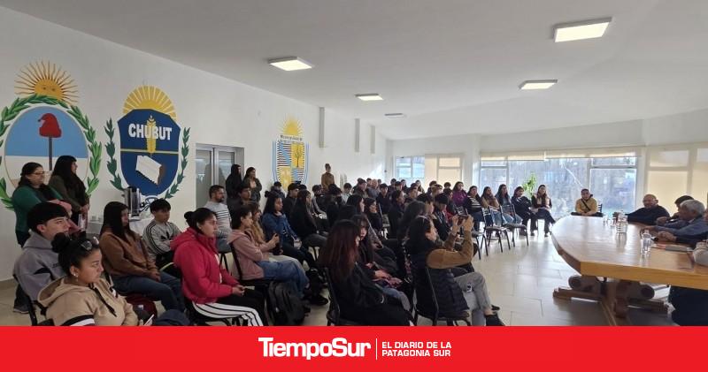 La Universidad del Chubut presentó su oferta académica en la Meseta Central