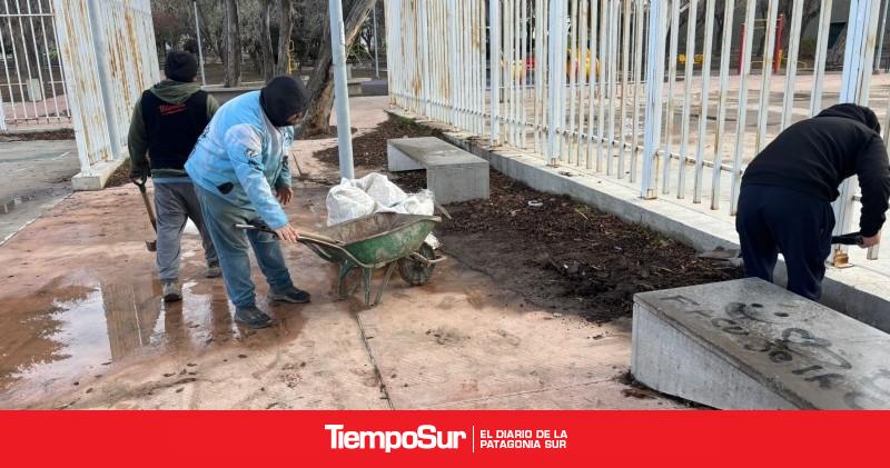 Realizaron intensos trabajos de limpieza, reparación de luminarias y mobiliario en espacios públicos