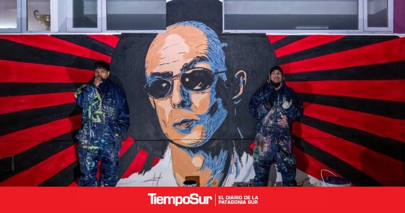 Una curita de color: el mural que recuerda a El Indio Solari