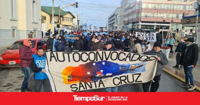 Policías autoconvocados van a la mesa salarial y exigen un piso de $3.800.000