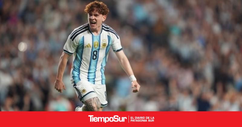 La Selección Argentina goleó a Islandia por 3-0