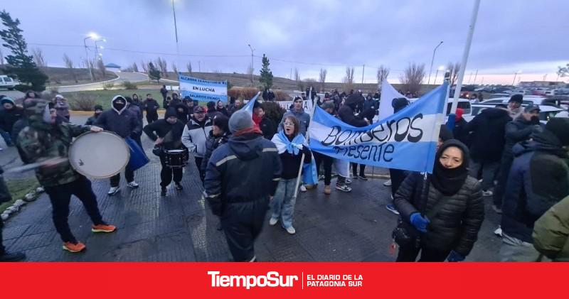 Autoconvocados denunciaron trabas para participar de la mesa salarial