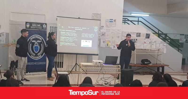 Cibercrimen brindó herramientas a alumnos del CPES N°38