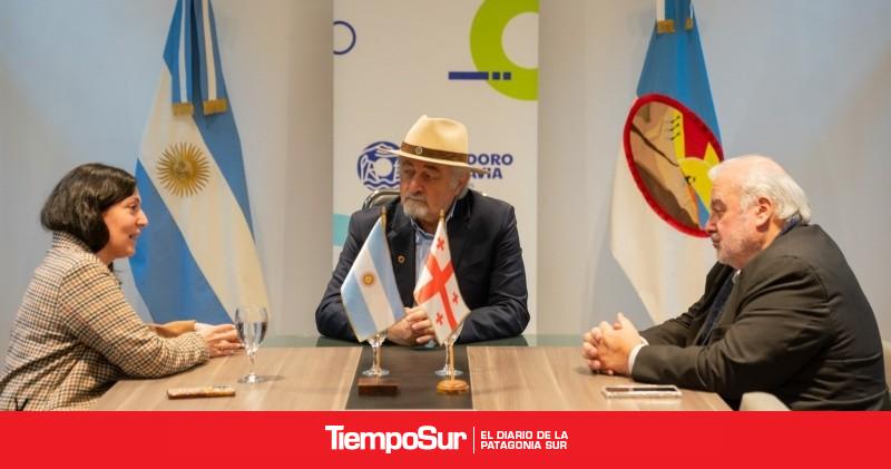 Comodoro teje lazos comerciales con Georgia con acuerdos de cooperación tecnológica, vitivinícola y turística